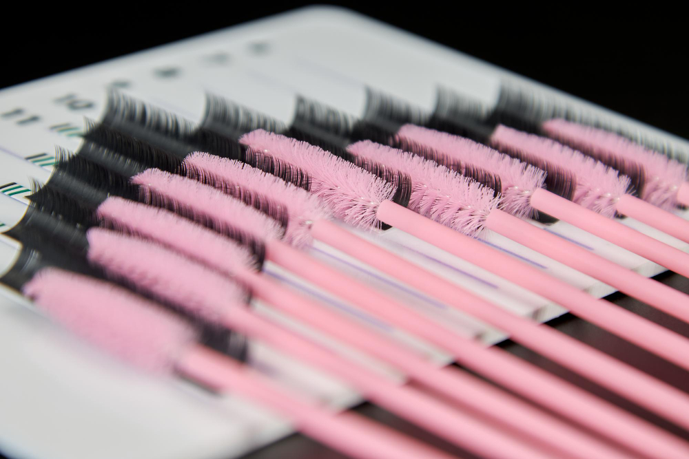 How to Become a Lash Tech